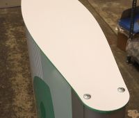 A zárósapka kivágva, felszerelve